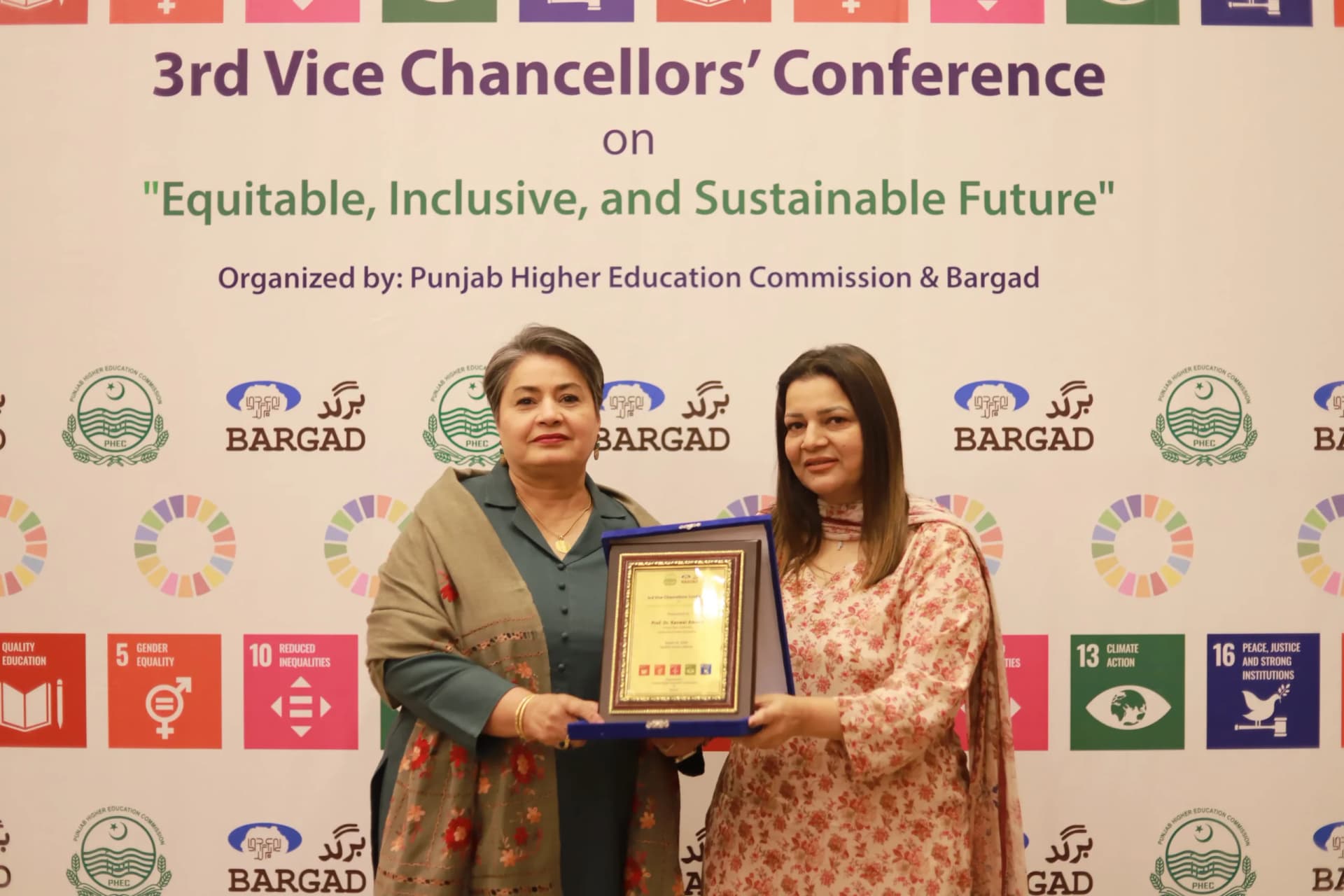 3rd Vice Chancellors’ Conference: an award being presented