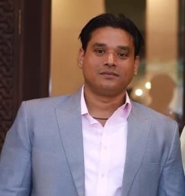 Yousaf Javeed, Office Assistant